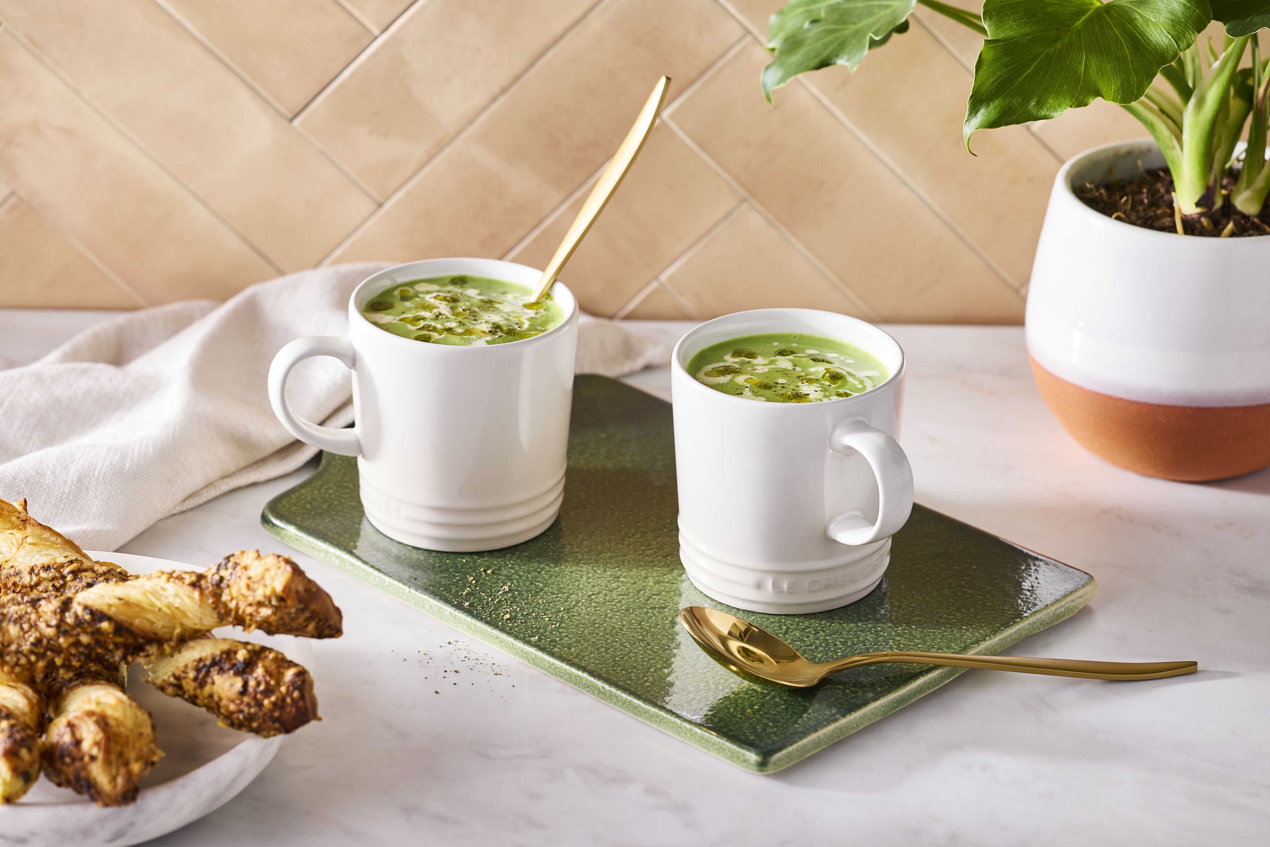 Le Creuset Cups & Mugs